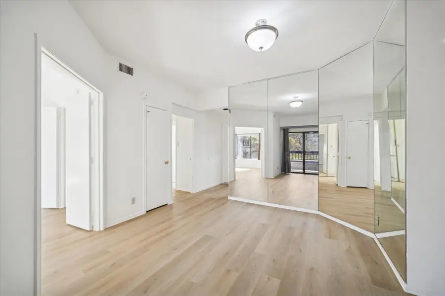 2213 Braeswood Blvd #12A, Houston, TX 77030 - Image #2