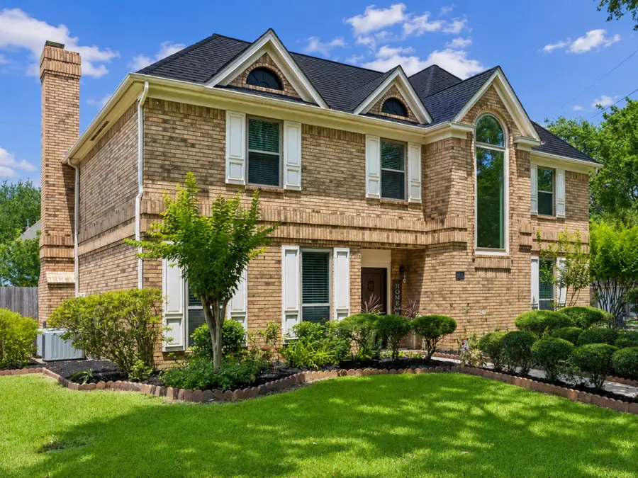 906 Venice Street, Sugar Land, TX 77478 - #3
