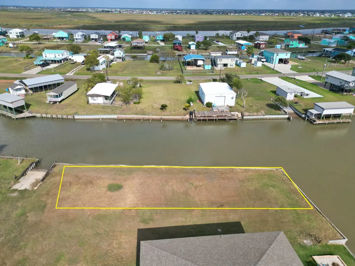 140 County Road 200, Sargent, TX 77414 - Image #1