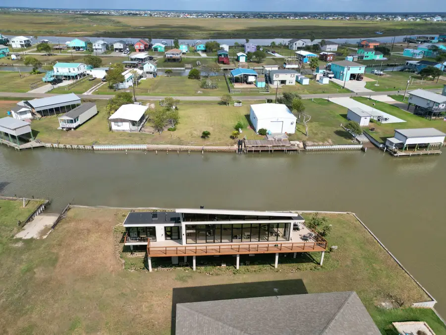 140 County Road 200, Sargent, TX 77414 - Image #2