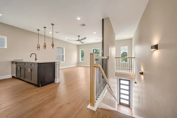 968 South Lane #A/B, Houston, TX 77088