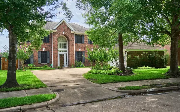 2610 Lakeside Village Drive, Missouri City, TX 77459