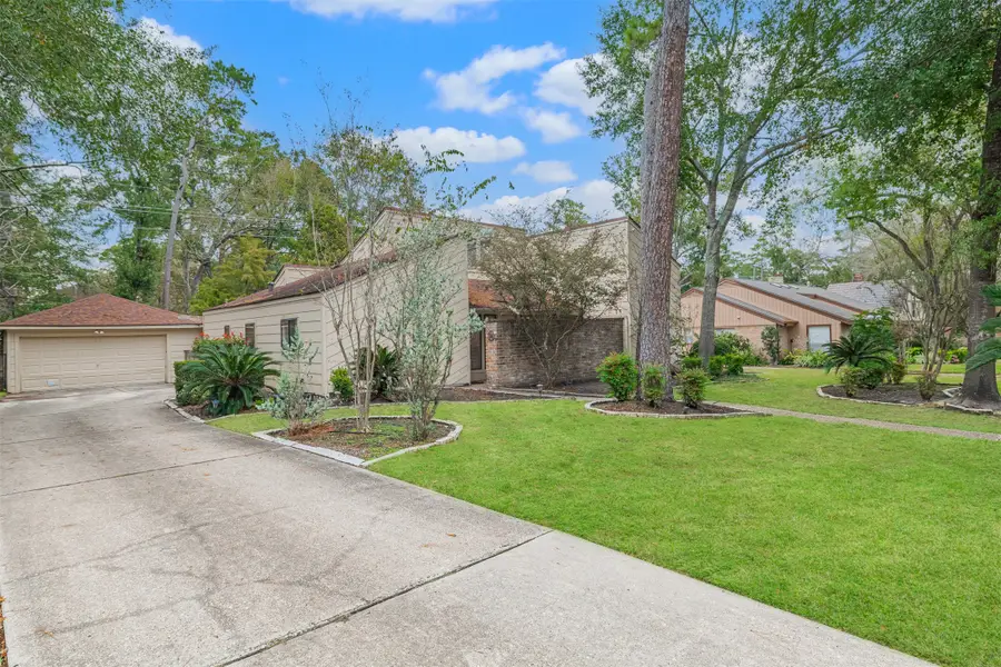 2227 Seven Oaks Drive, Houston, TX 77339 - Image #2