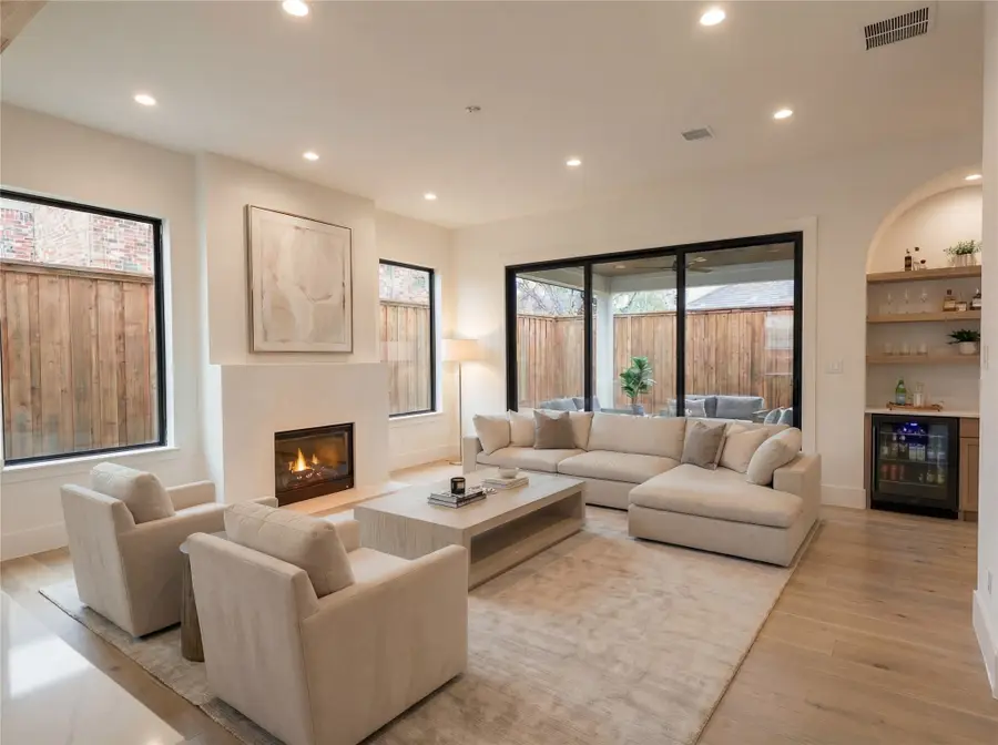 335 Harvard Street, Houston, TX 77007 - #3