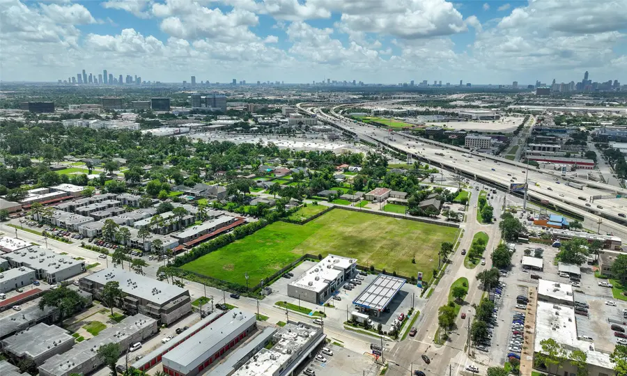 2800 Mangum Road, Houston, TX 77092 - #3