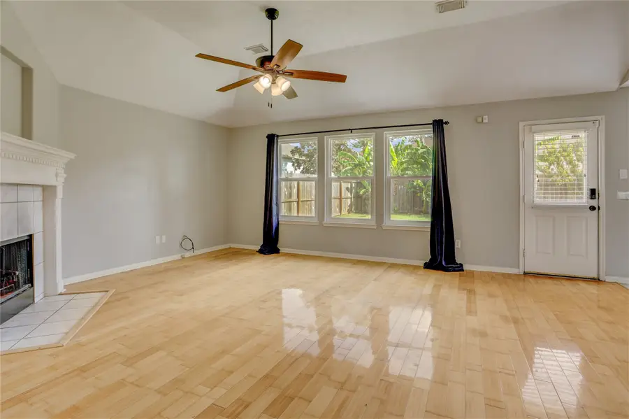 519 N Marathon Way, Stafford, TX 77477 - #3