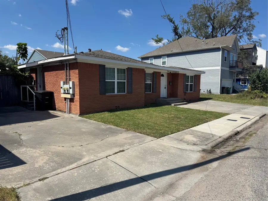 3401 Delhi Street #A/B, Houston, TX 77022 - #2