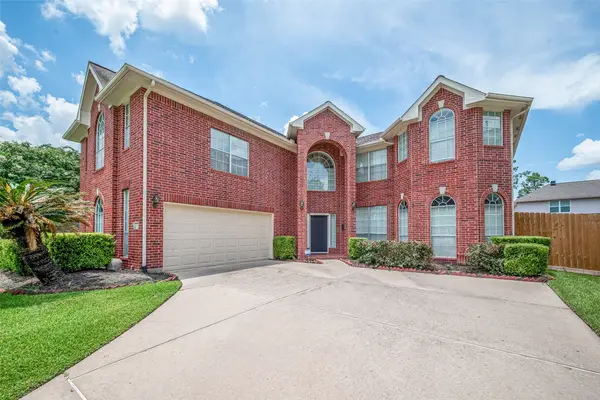 9218 Memorial Pines Way, Spring, TX 77379