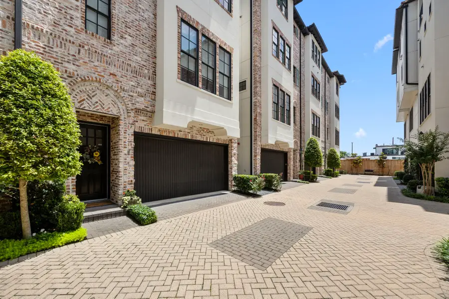 11 Robita Street, Houston, TX 77019 - #3