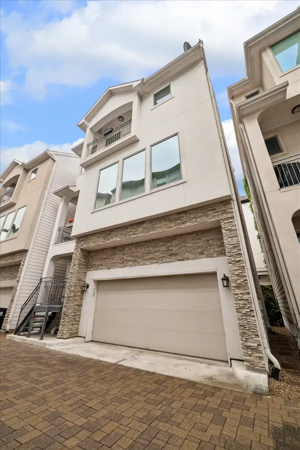 1538 W 23rd Street #B, Houston, TX 77008