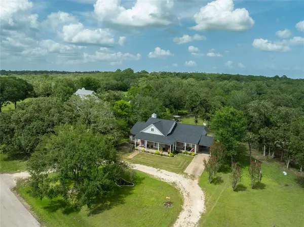 601 Piney Creek Road, Bellville, TX 77418
