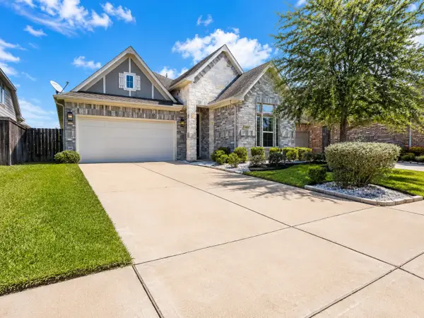 2414 Manor Valley Lane, Missouri City, TX 77459