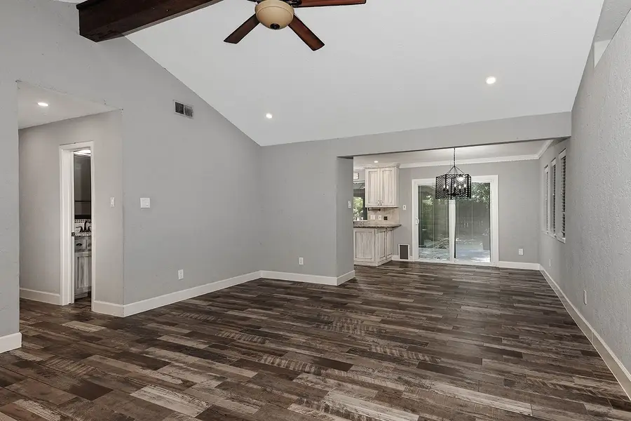 24 Green Field Place, The Woodlands, TX 77380 - #3
