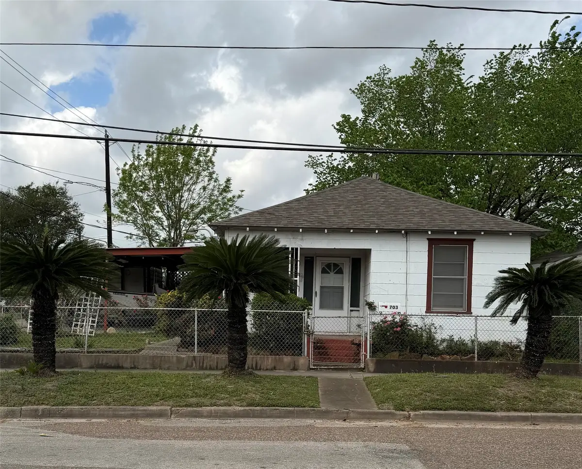 703 76th Street, Houston, TX 77012 - #1