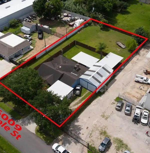 6009 Maple Street, Houston, TX 77074