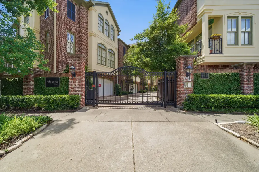 1329 Hyde Park Boulevard, Houston, TX 77006 - #2