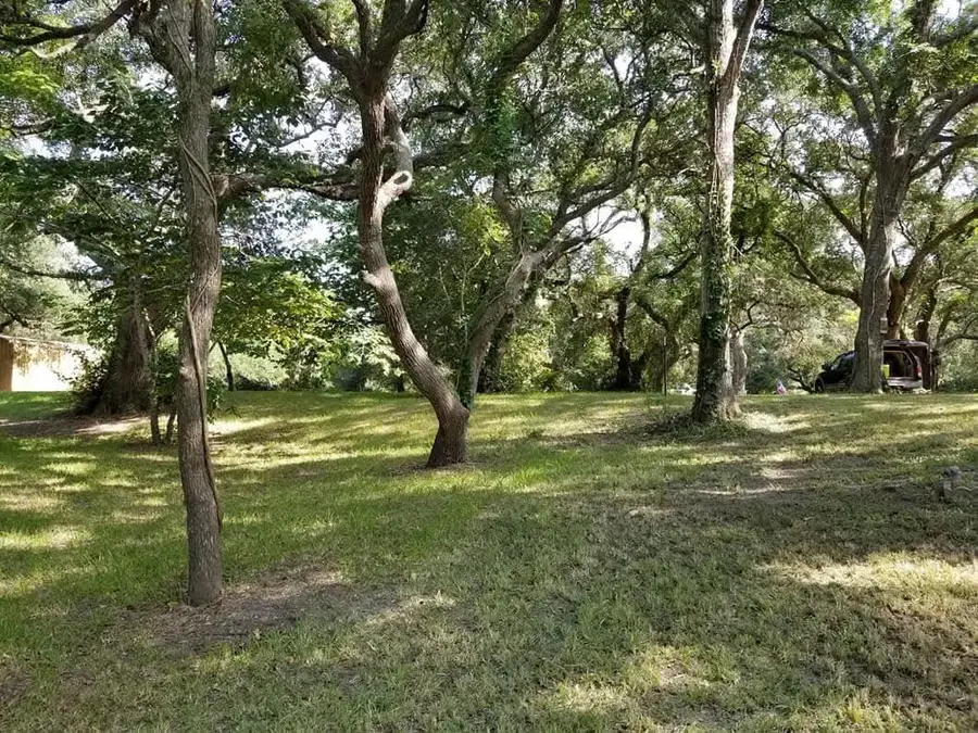 468 Riverside Drive, Palacios, TX 77465 - #2