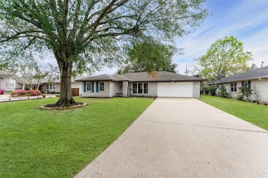 4811 Stillbrooke Drive, Houston, TX 77035 - #2