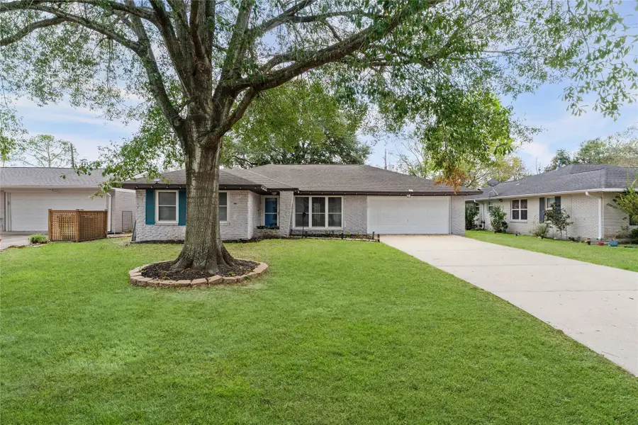 4811 Stillbrooke Drive, Houston, TX 77035 - #3