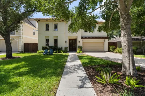 5313 Patrick Henry Street, Bellaire, TX 77401