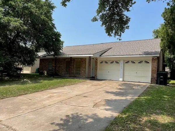 7106 Pella Dr, Houston, TX 77036