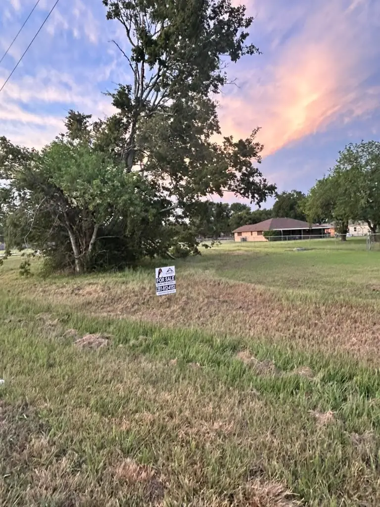 35 Tx-288, Angleton, TX 77515 - #2