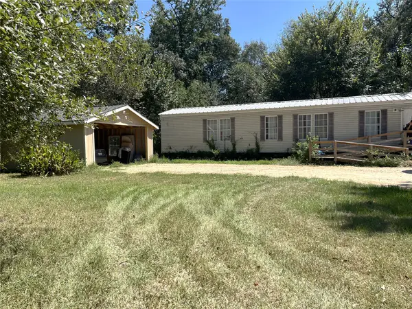 43 County Road 4284, Dayton, TX 77535