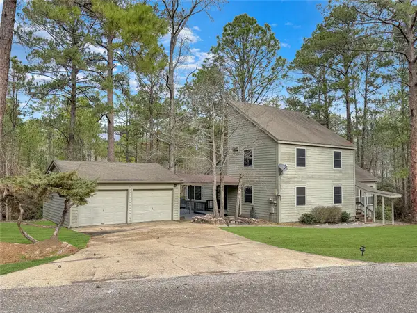 447 Pinehurst Drive, Brookeland, TX 75931
