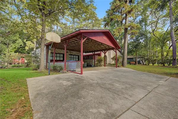 3774 Spring Drive, Huntsville, TX 77340