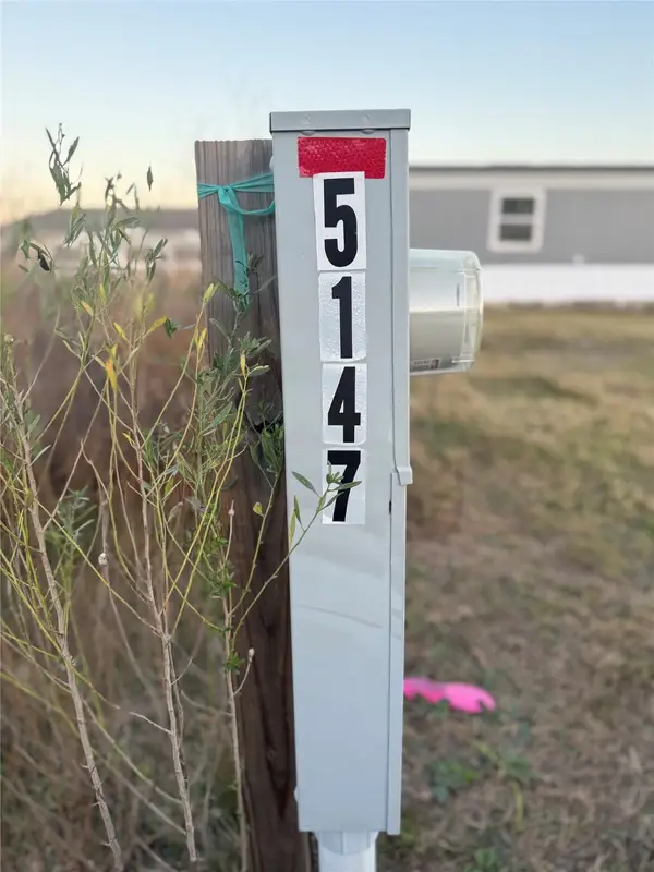 5147 Road 5210, Cleveland, TX 77327