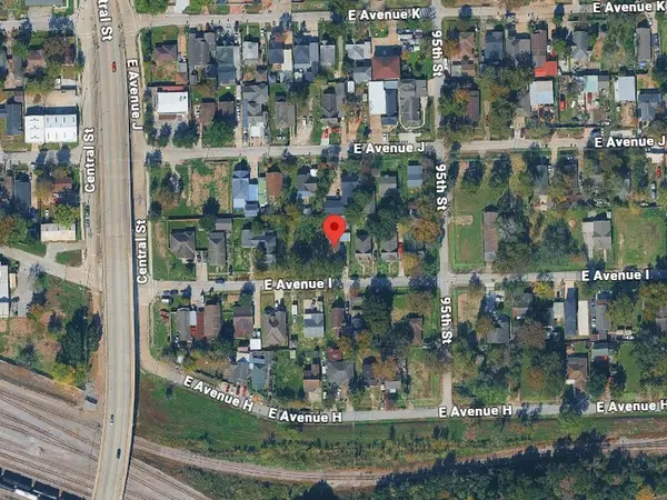 9435 E Avenue I, Houston, TX 77012