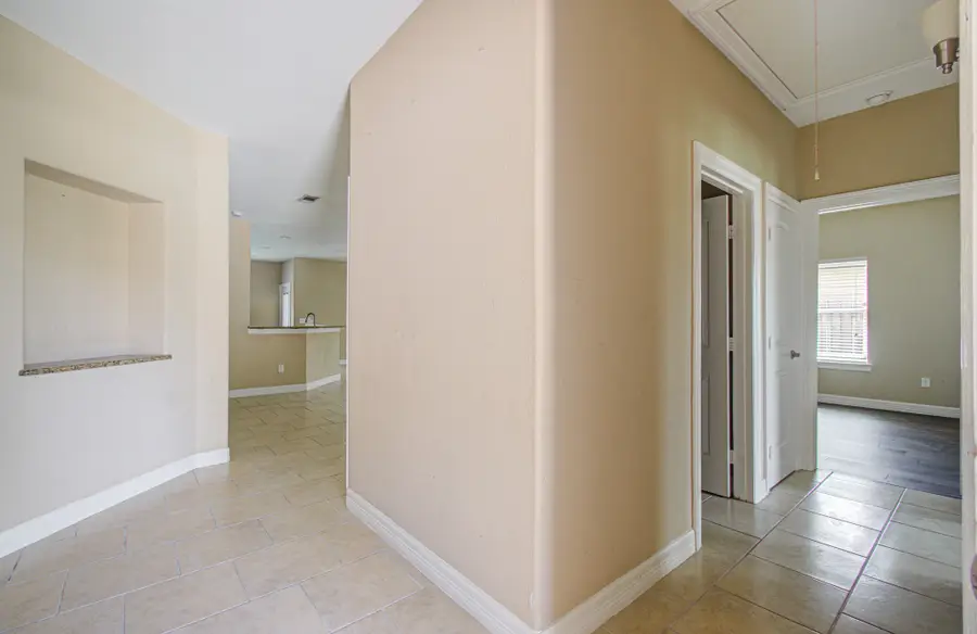406 Elm Lake Drive, Northeast Harris, TX 77336 - #2