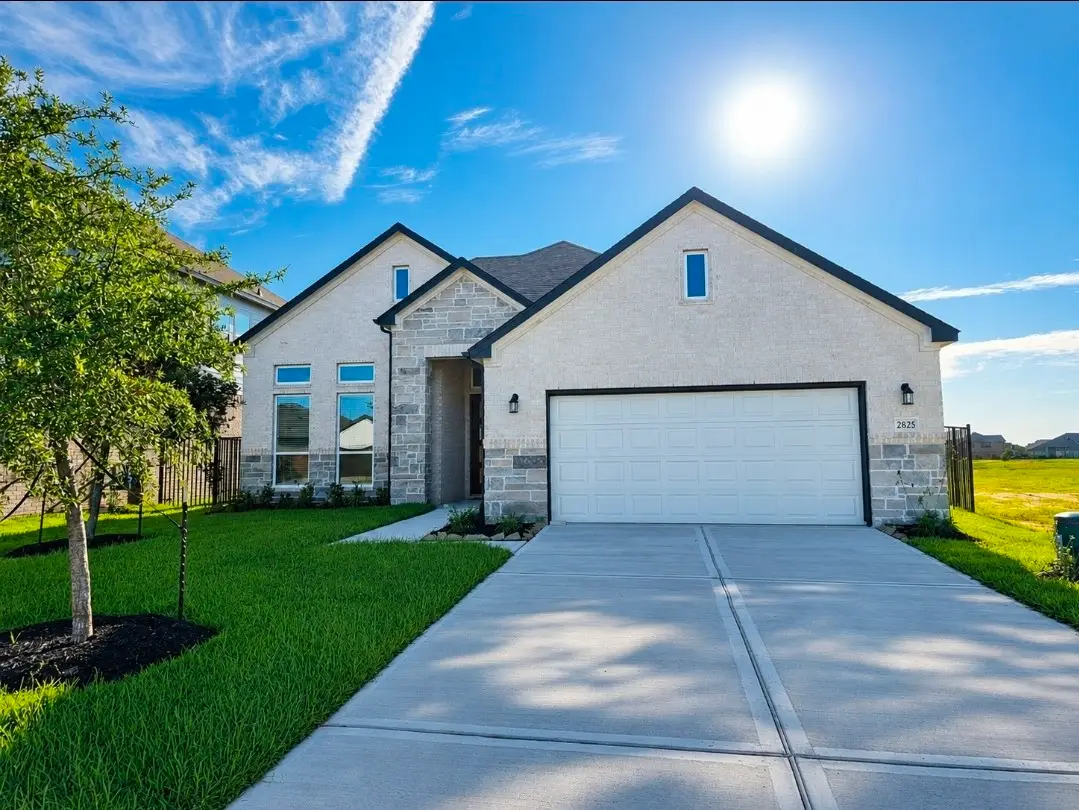 2825 Golden Isle Drive, Texas City, TX 77568 - #1