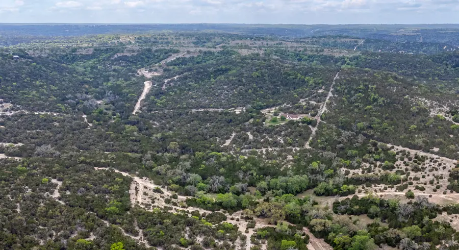 424 Armadillo Trail Drive E, Comfort, TX 78028 - Image #3