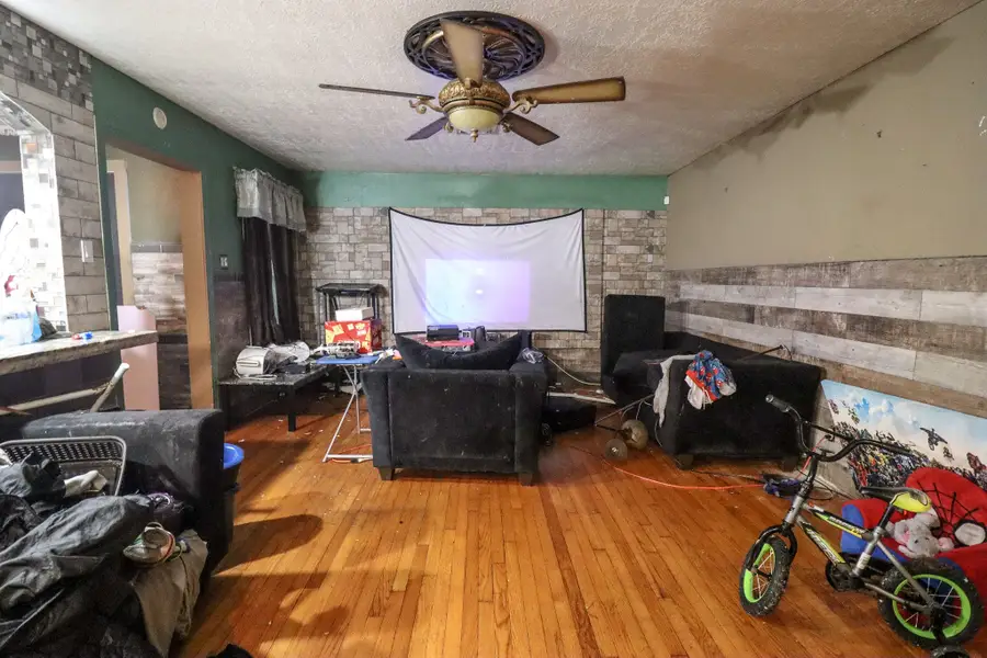 4940 Park Street, Beaumont, TX 77705 - #2