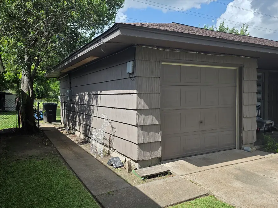 10319 Lafferty Oaks Street, Houston, TX 77013 - #3