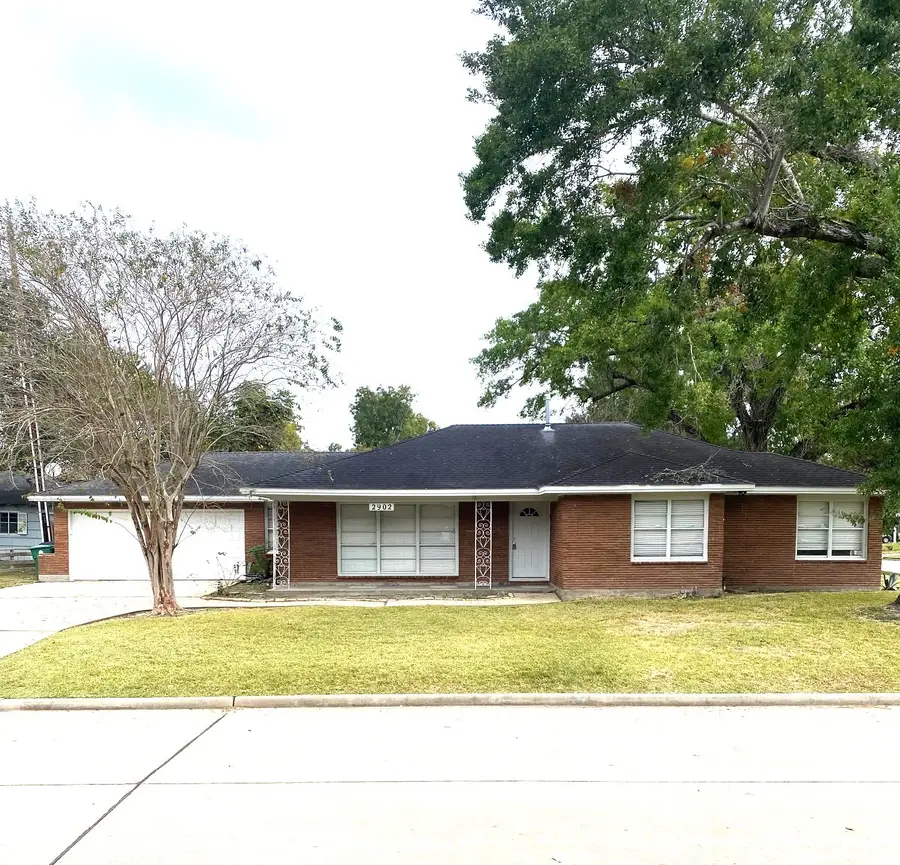 2902 Broadmead Drive, Houston, TX 77025 - Image #2
