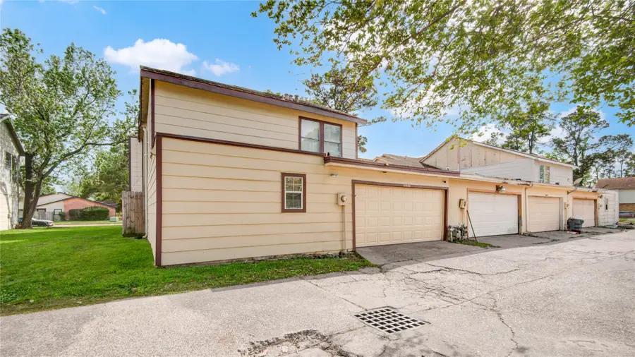 5703 Easthampton Drive #D, Houston, TX 77039 - #3