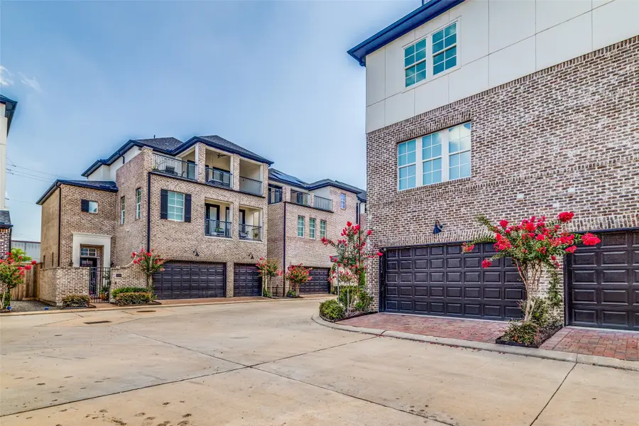 2732 Dolce Oaks Drive, Houston, TX 77007 - #3