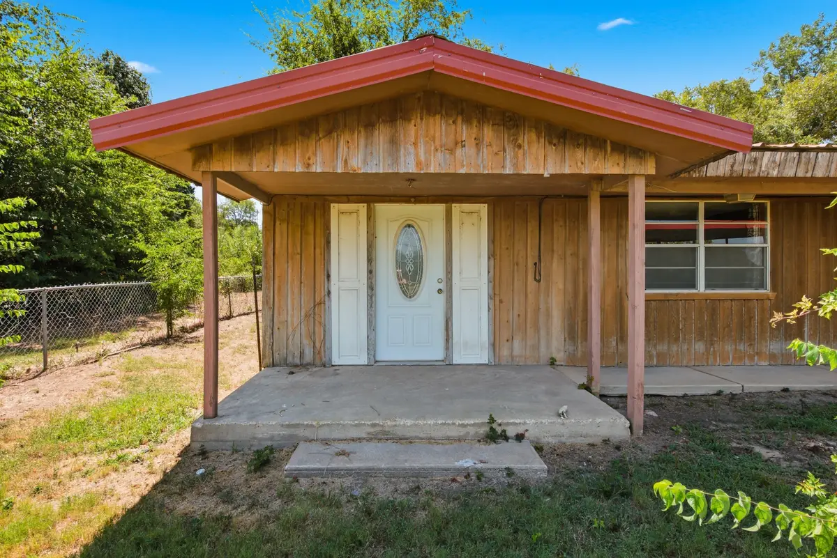 8032 E Fm 979, Franklin, TX 77856 - #1