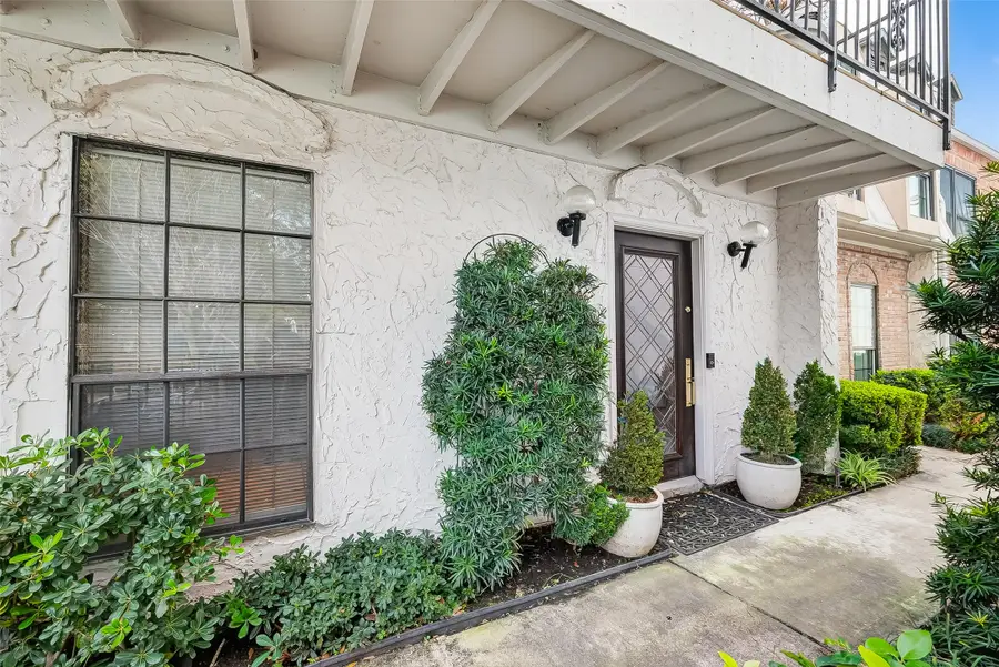 5338 Brownway Street #B19, Houston, TX 77056 - #2