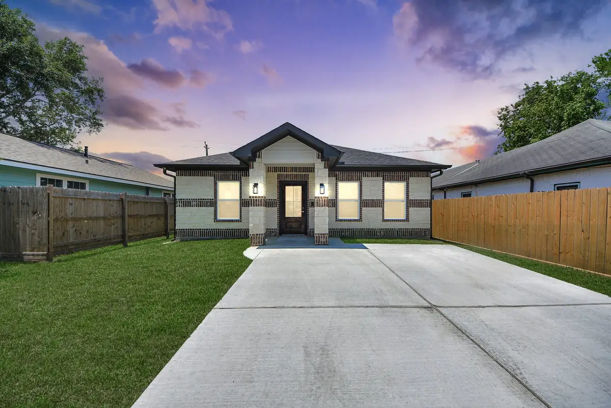 516 Bolster Street, Baytown, TX 77520 - #1