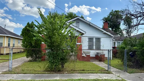 6722 Avenue E, Houston, TX 77011