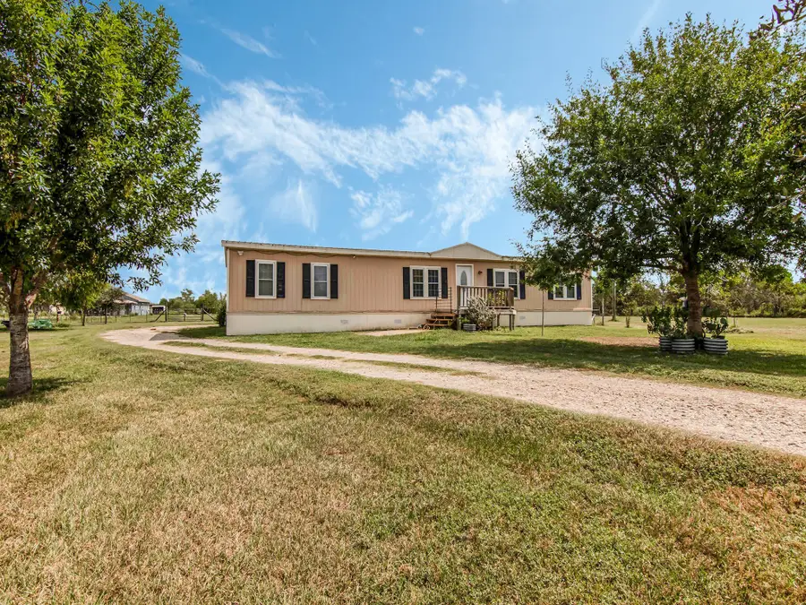 2234 Hopkins Road, Beasley, TX 77417 - Image #2
