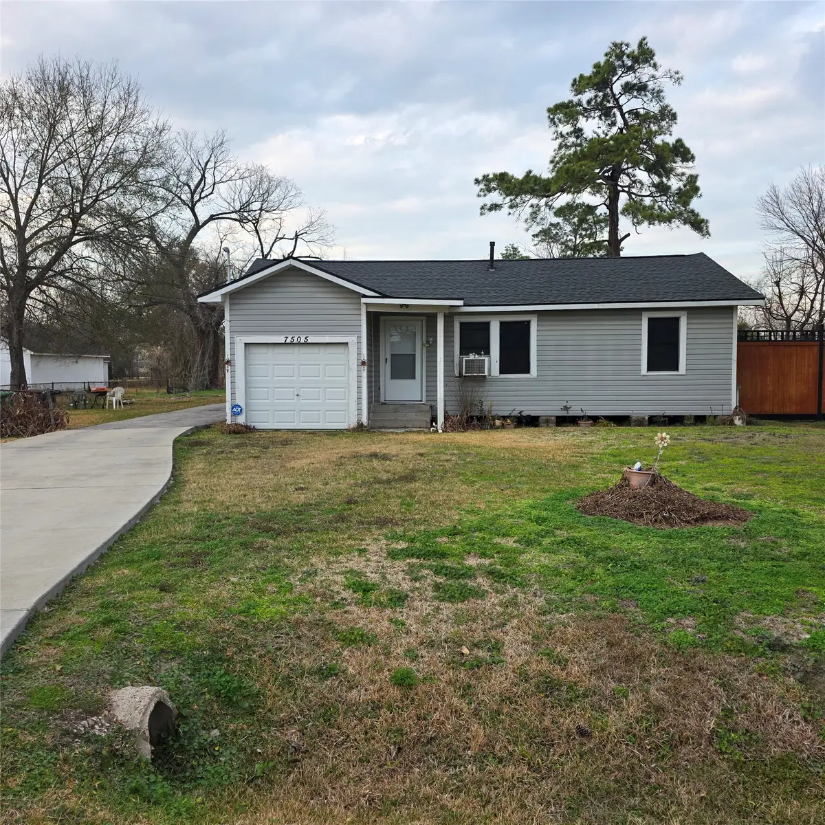 7505 Orville Street, Houston, TX 77028 - #1