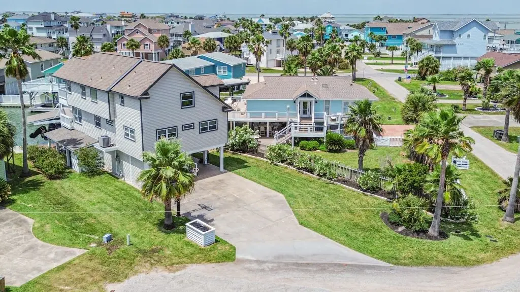 4319 Spanish Main, Jamaica Beach, TX 77554 - #1