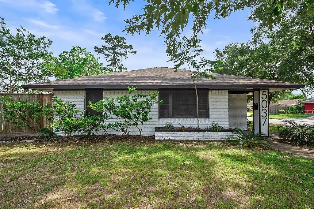 5037 W 43rd Street, Houston, TX 77092 - #1