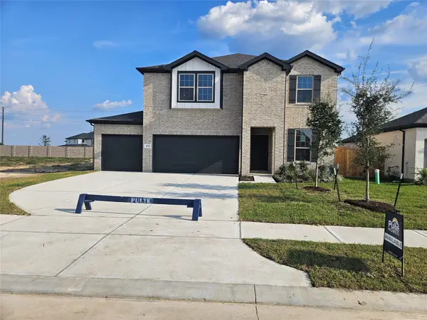 1010 S Oakhurst Drive, Dayton, TX 77535