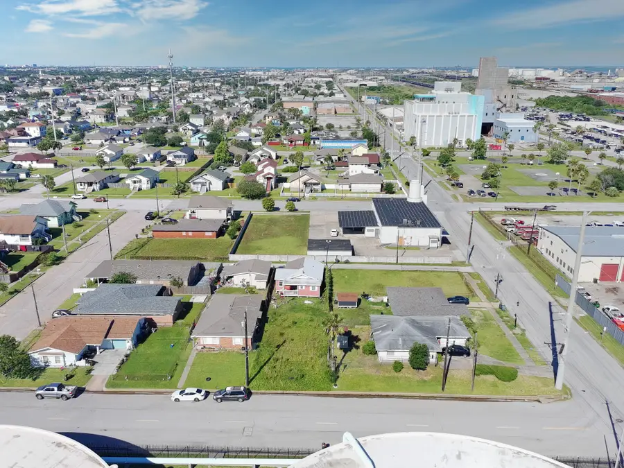 611 31st Street, Galveston, TX 77550 - #3