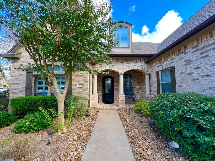 102 Pintail Drive, Clute, TX 77531 - #2